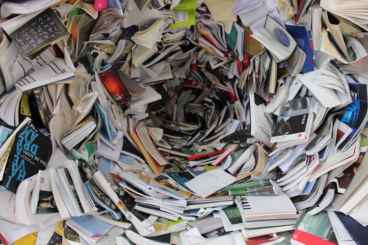 The Growing E-Waste Crisis: Why Data Centers Must Lead on Responsible IT Disposal
